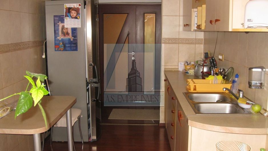 Apartament 3 camere- zona Noua - Poză 3