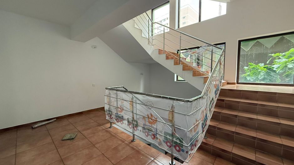 DE ÎNCHIRIAT VILĂ CĂMIN DE BĂTRÂN I AFTERSCHOOL I GARAJ+CURTE I ZONA CENTRALĂ - Poză 6