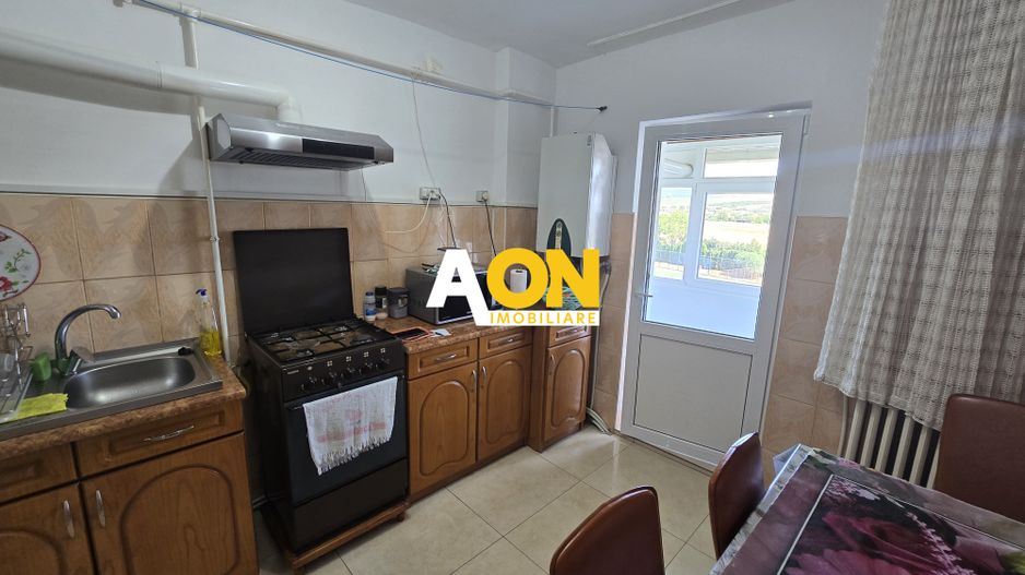 Apartament 3 Camere, 2 Bai, cu Balcon - Poză 11