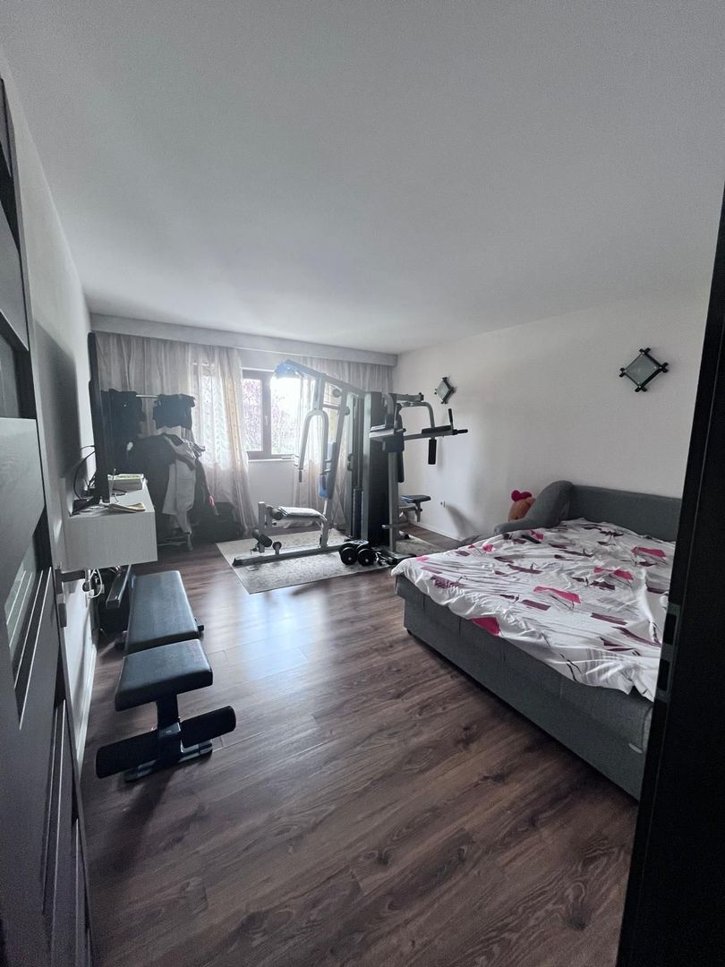 Casa  nouă de vanzare cu garaj,  în zona Micesti - Poză 10