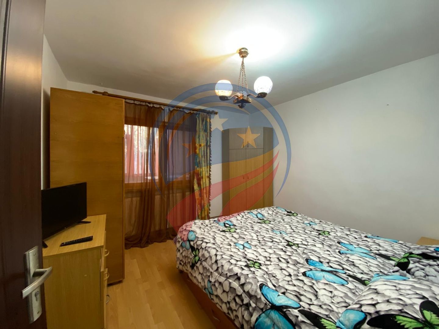 CHIRIE AP 2 CAMERE ROVINE CU CENTRALA - Poză 3