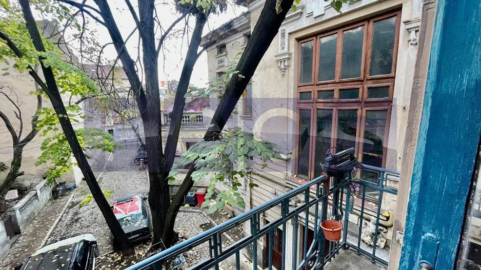 VANZARE APARTAMENT 2 CAMERE VILA INTERBELICA PARCARE PRIVATA UNIRII UNIVERSITATE - Poză 1