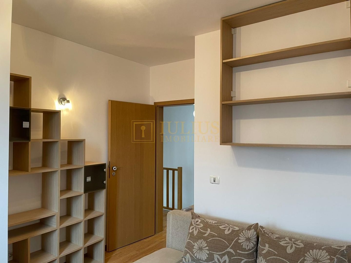 Zona Aradului, 3 camere + 2 bai, centrala proprie, parcare subterana - Poză 11