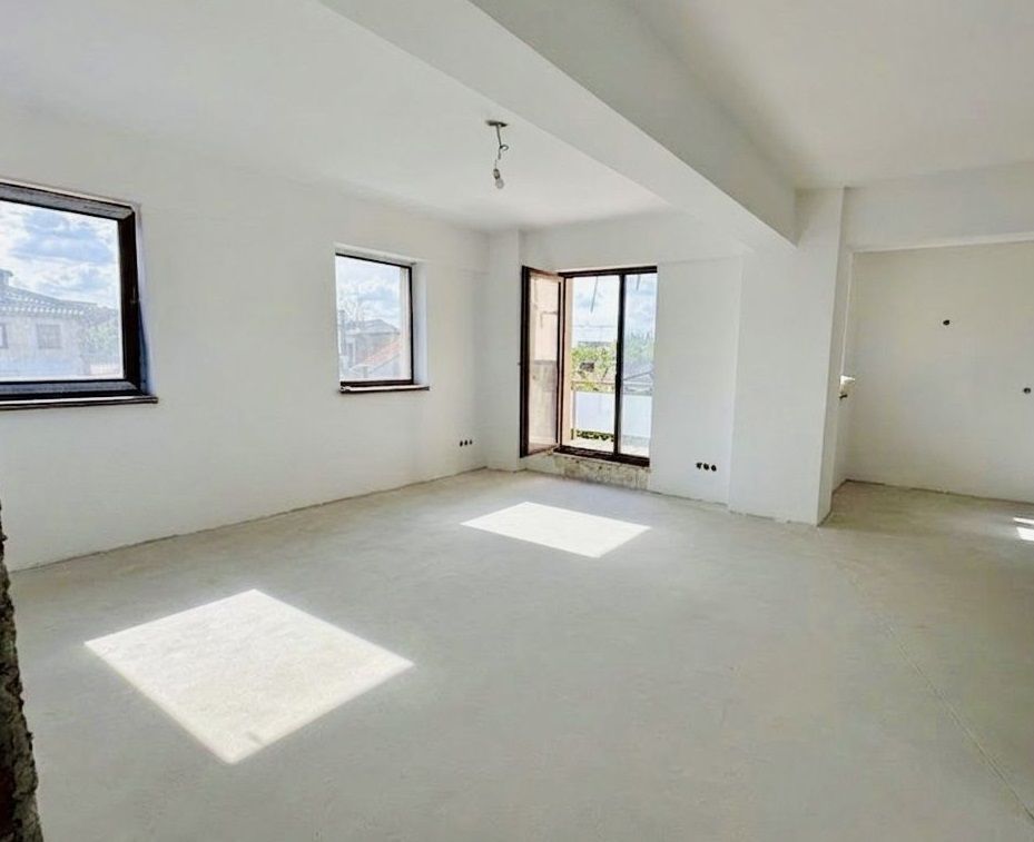 Apartament 3 camere | Terasă + 2 balcoane | Parcare | Bloc nou - Poză 2