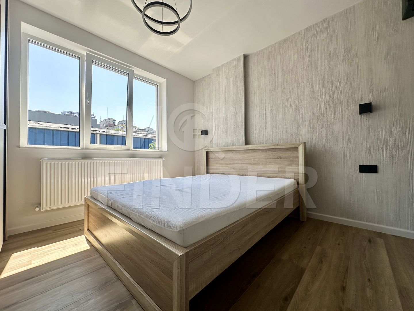 Prima inchiriere – 3 camere cu terasa si parcare, langa VIVO si Clinica Amethyst - Poză 13