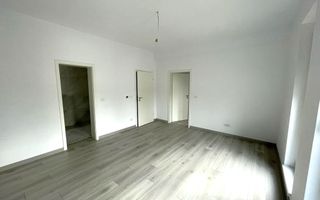 COMISION 0! Duplex finalizat - 5 camere, 3 bai. Panouri fotovoltaice. - Poză 9