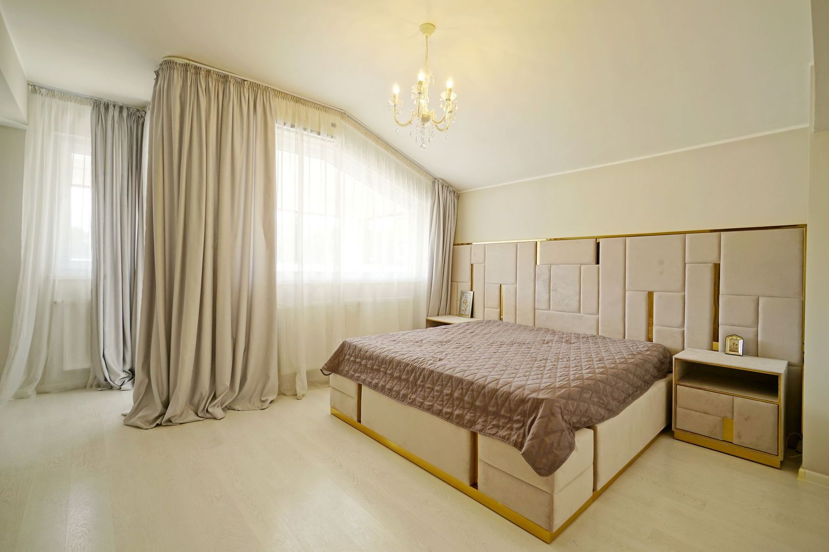 Ideal gradinita P+2, 8 cam, 6 dormt 6 bai, 3 garaje teren 650 mp, - Poză 62