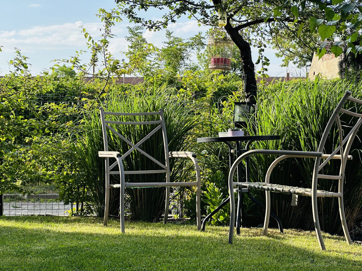 Curte proprie 82 mp | 2 camere, 52 mp | La 10 min de centrul orasului - Poză 1