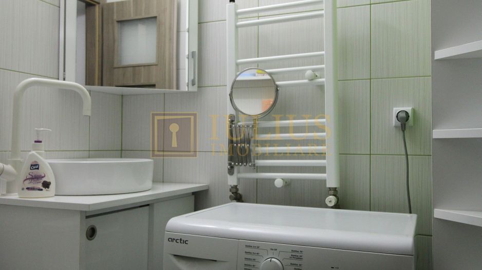 Lipovei -3 camere, centrala proprie, garaj inclus - Poză 12