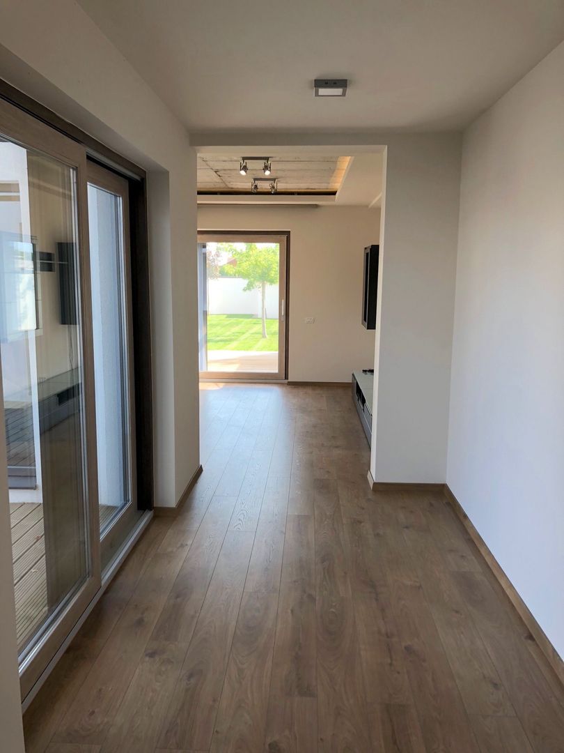 Un camin diferit , gandit pentru nevoile tale. - Poză 4