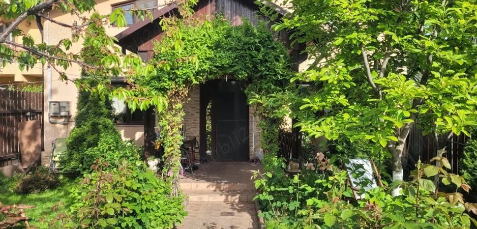 Casa de vanzare cartier 23 August Negociabil - Poză 1