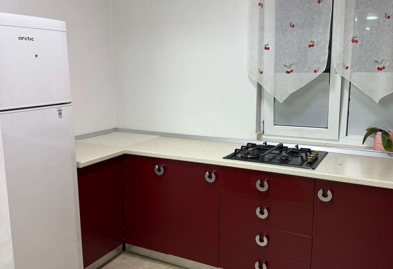 Închiriere Apartament cu 3 camere, parter, parcare, pet friendly, 8 min metrou - Poză 9