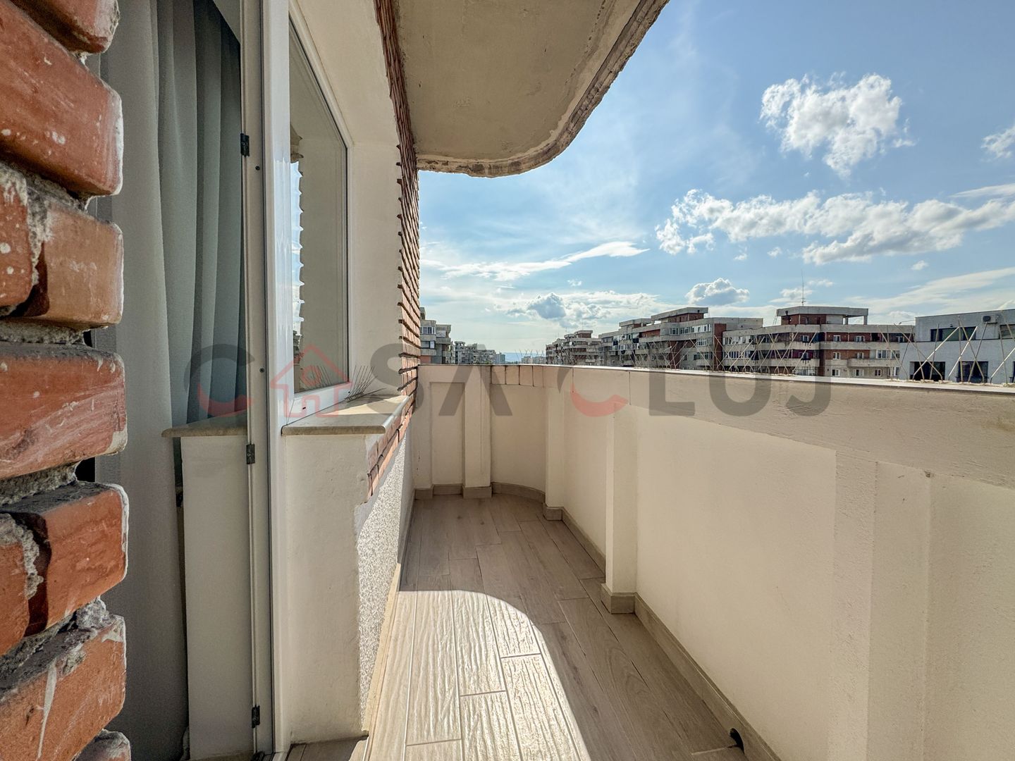 Apartament superb cu 3 camere, zona Big Belly / Platinia ! - Poză 4