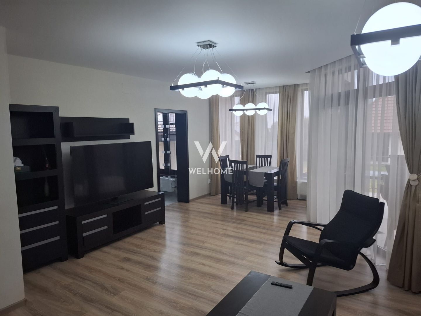 Casa individuala cu pivnita in Sura Mica, zona Salii de sport - Sibiu - Poză 12