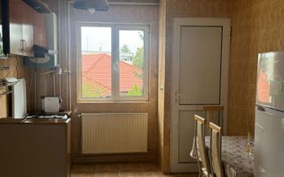 Apartament de 3 camere, decomandat, 70mp, zona strazii Parang - Poză 7