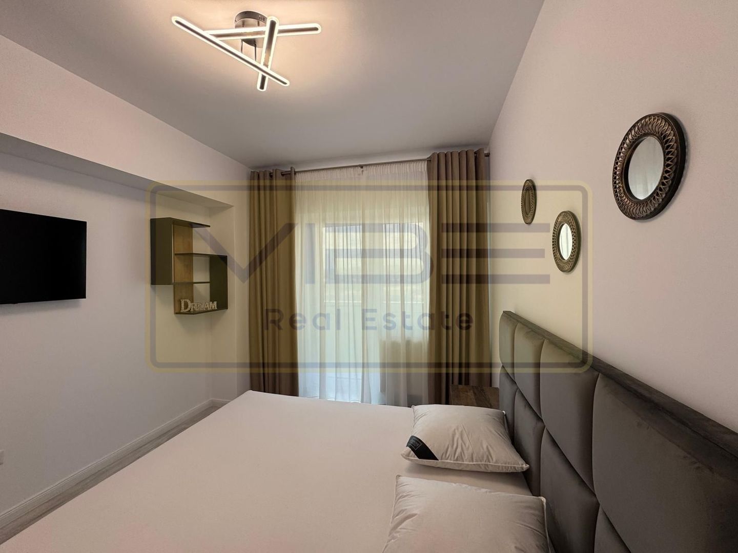 Apartament 2 camere decomandat cu parcare subterana  Unirea Towers - Poză 5