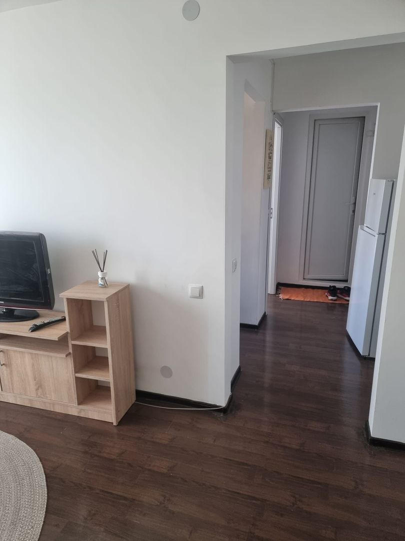 Apartament 2 camere Prelungirea Ghencea la 10 minute de metrou - Poză 5