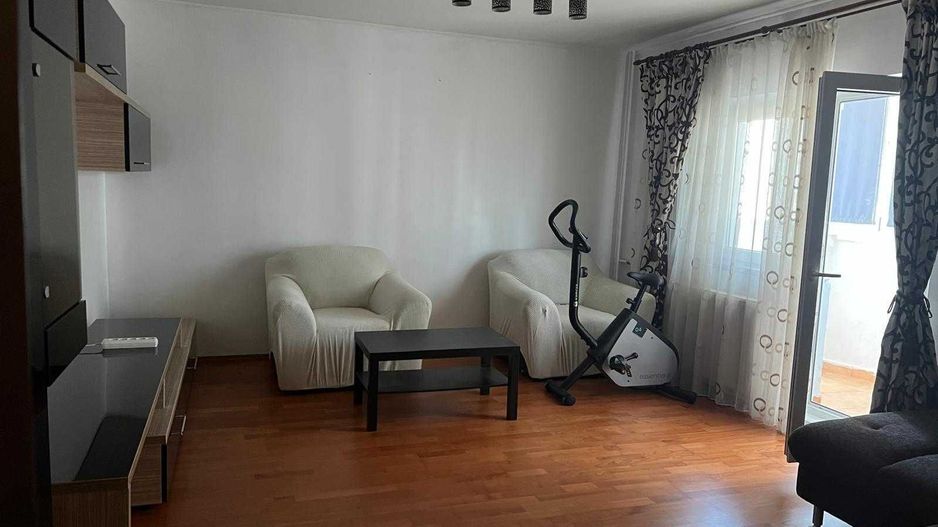 APARTAMENT MOBILAT SI UTILAT ZONA RAHOVA - Poză 2