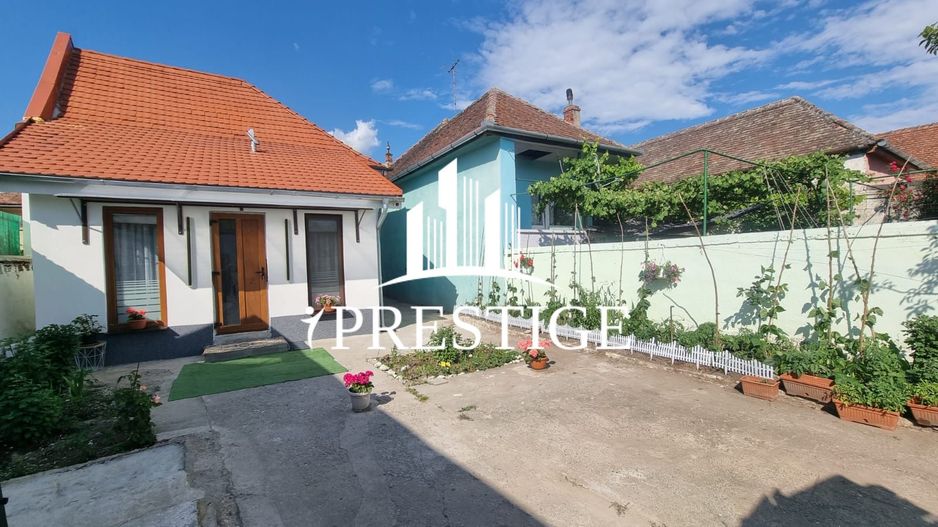 CASĂ DE VÂNZARE ÎN SIBIU TEREZIAN | 4 CAMERE | 2 BĂI | CURTE - Poză 3