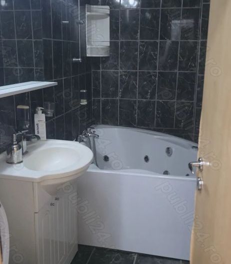 De inchiriat apartament cu 3 camere , Mall Vitan sector3 - Poză 9