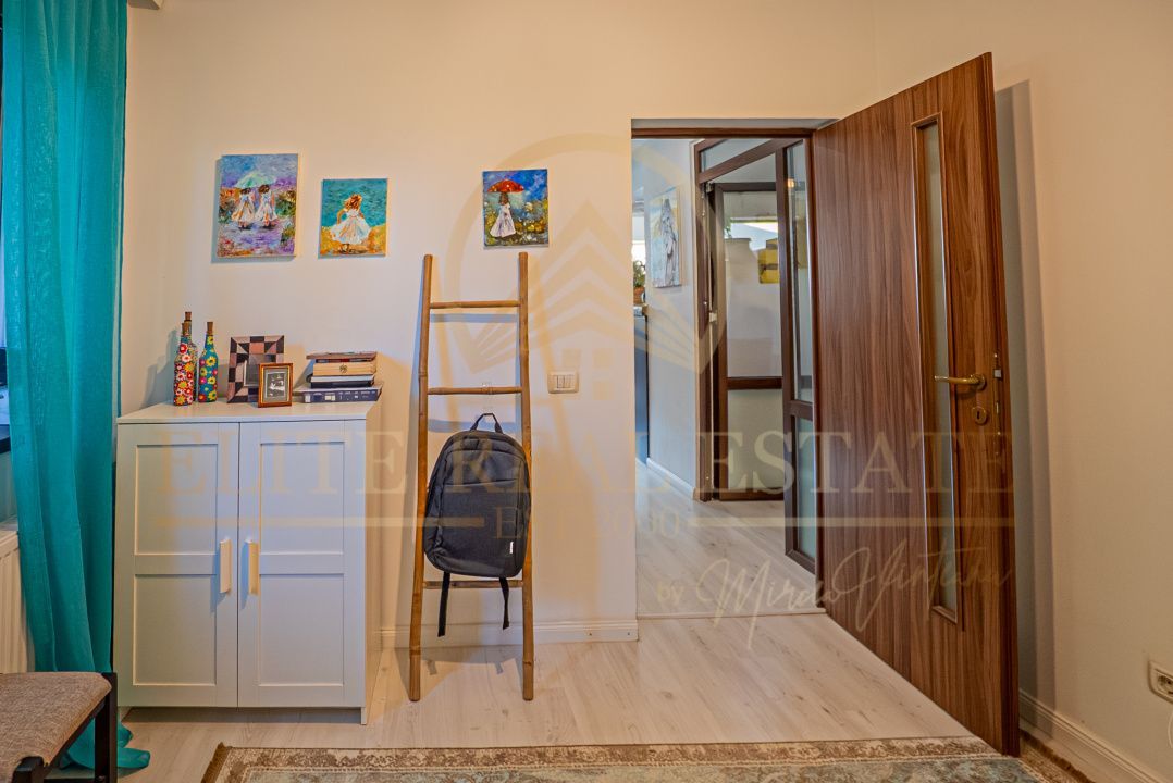 Viluta cocheta cu curte frumoasa in Mamaia Sat! - Poză 29