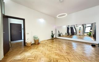Oportunitate! Apartament cu 2 camere, Etaj intermediar, zona Centrala - Poză 1