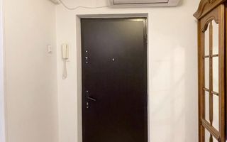 Vând apartament 3 camere | Zonă centrală - Poză 8