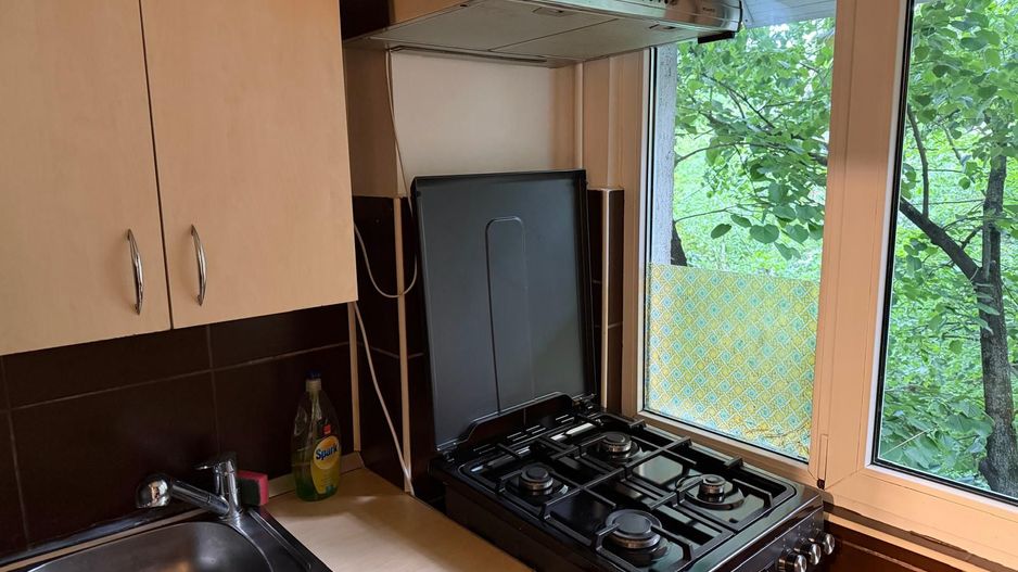 Apartament cu 3 camere, etaj 2, mobilat și utilat, zona GARA - Scoala 8; - Poză 13
