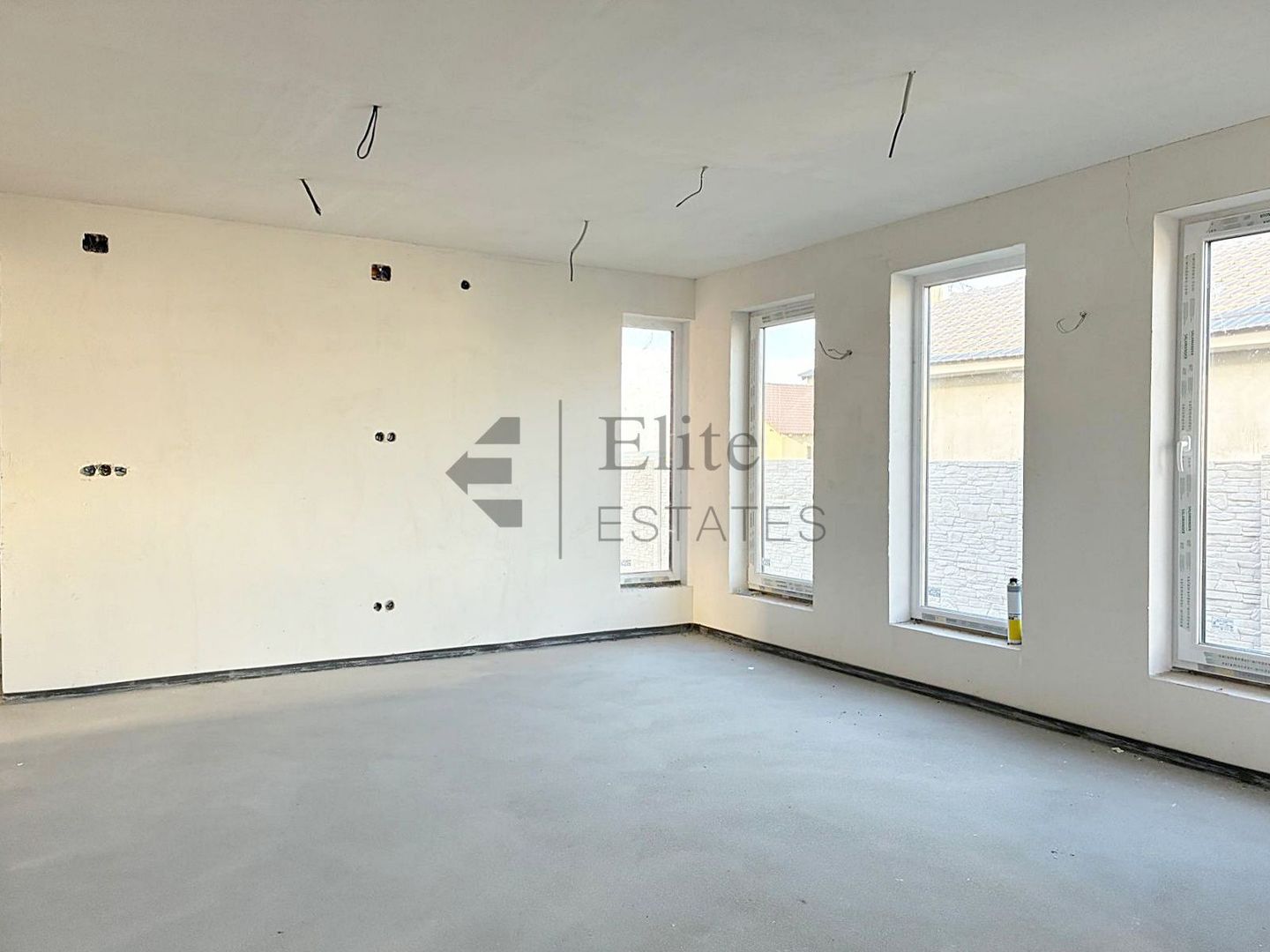 Casa cu 4 camere de vanzare in Cihei - Poză 18