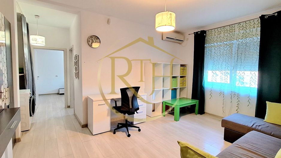 Apartament de inchiriat, 2 camere, Giroc zona centrala, langa Scoala - Poză 1