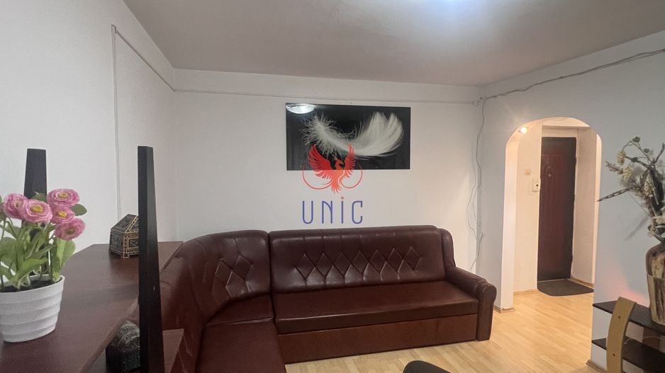 Decomandat, stradal, Calea Bucuresti etaj 1 - Poză 50