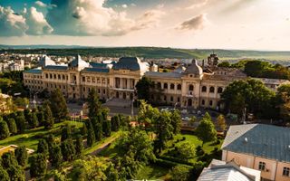 Apartament 2 camere decomandat Parcul Copou - Poză 1