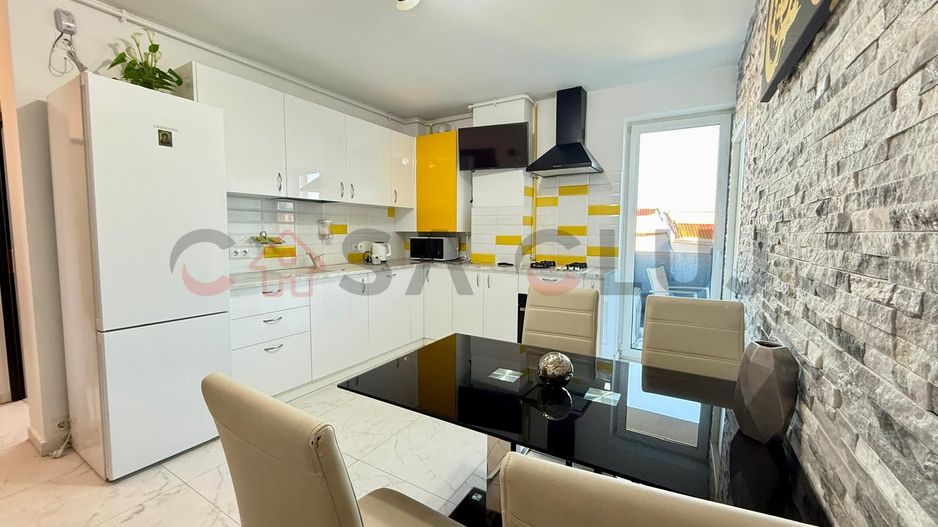 Central, bloc nou, la cheie, parcare - Poză 2