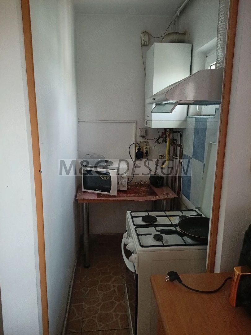 Apartament 2 camere Dambovita cu centrala - Poză 8