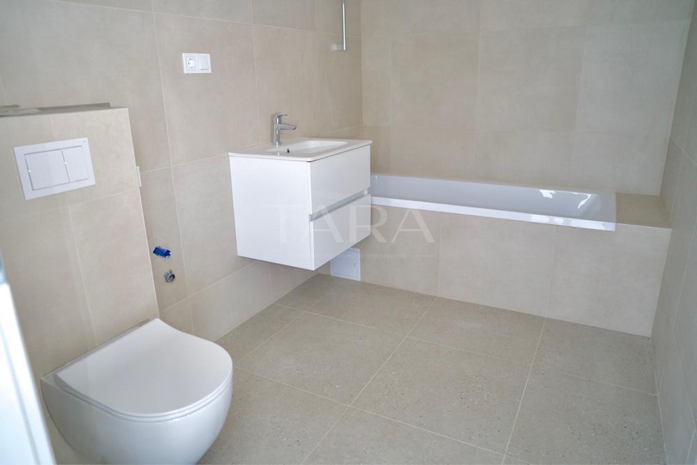Apartament semifinisat într-un ansamblu rezidențial modern. - Poză 6
