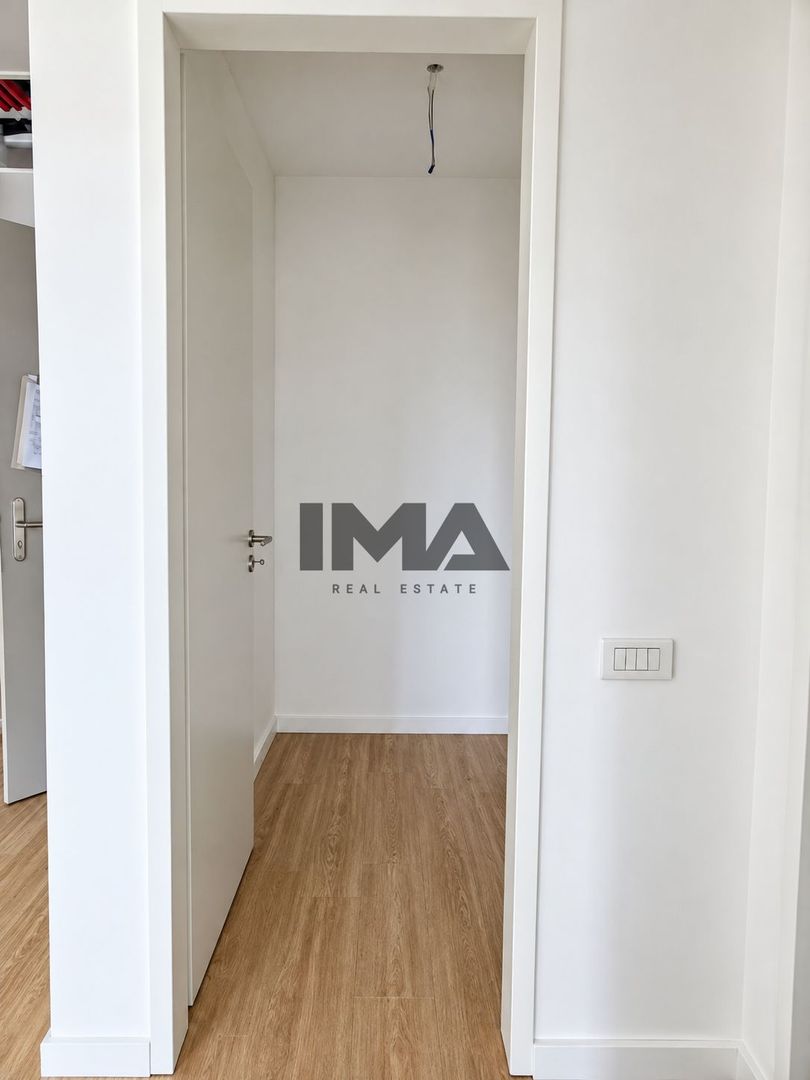OPORTUNITATE! APARTAMENT 2 CAMERE, ETAJ INTERMEDIAR, ERA HEXAGON - Poză 3