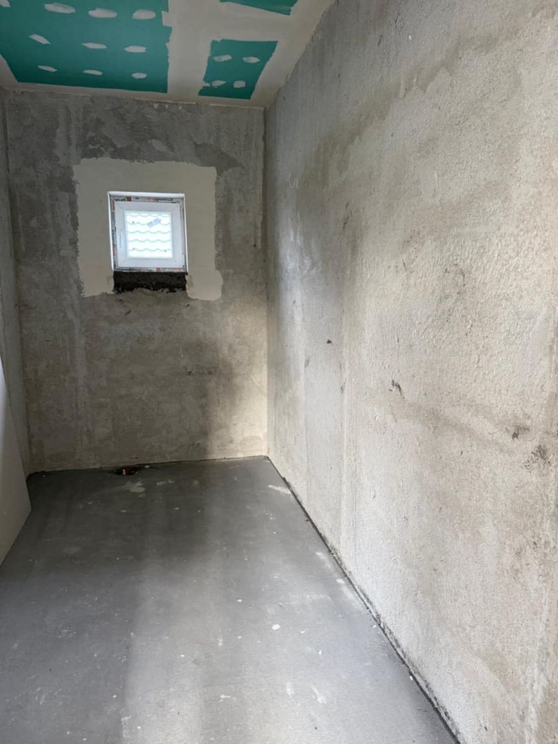 Casa de vanzare în lazuri - Poză 7