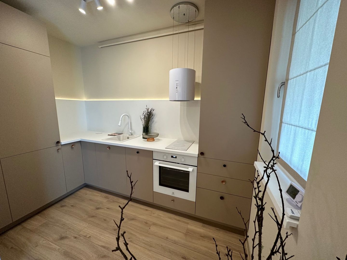 Apartament deosebit  2 camere zona Lipovei - Poză 3