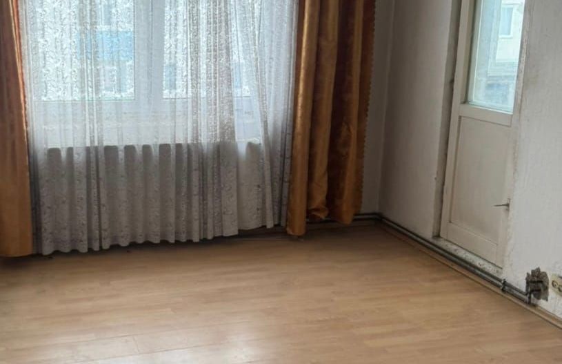 3 camere Decomandat 65 mp, Strada Modoran Ene - Poză 2