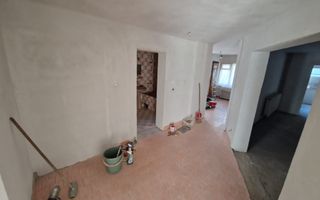 CASA , CU 3 APARTAMENTE D+P+E1+E2+M ! - Poză 9