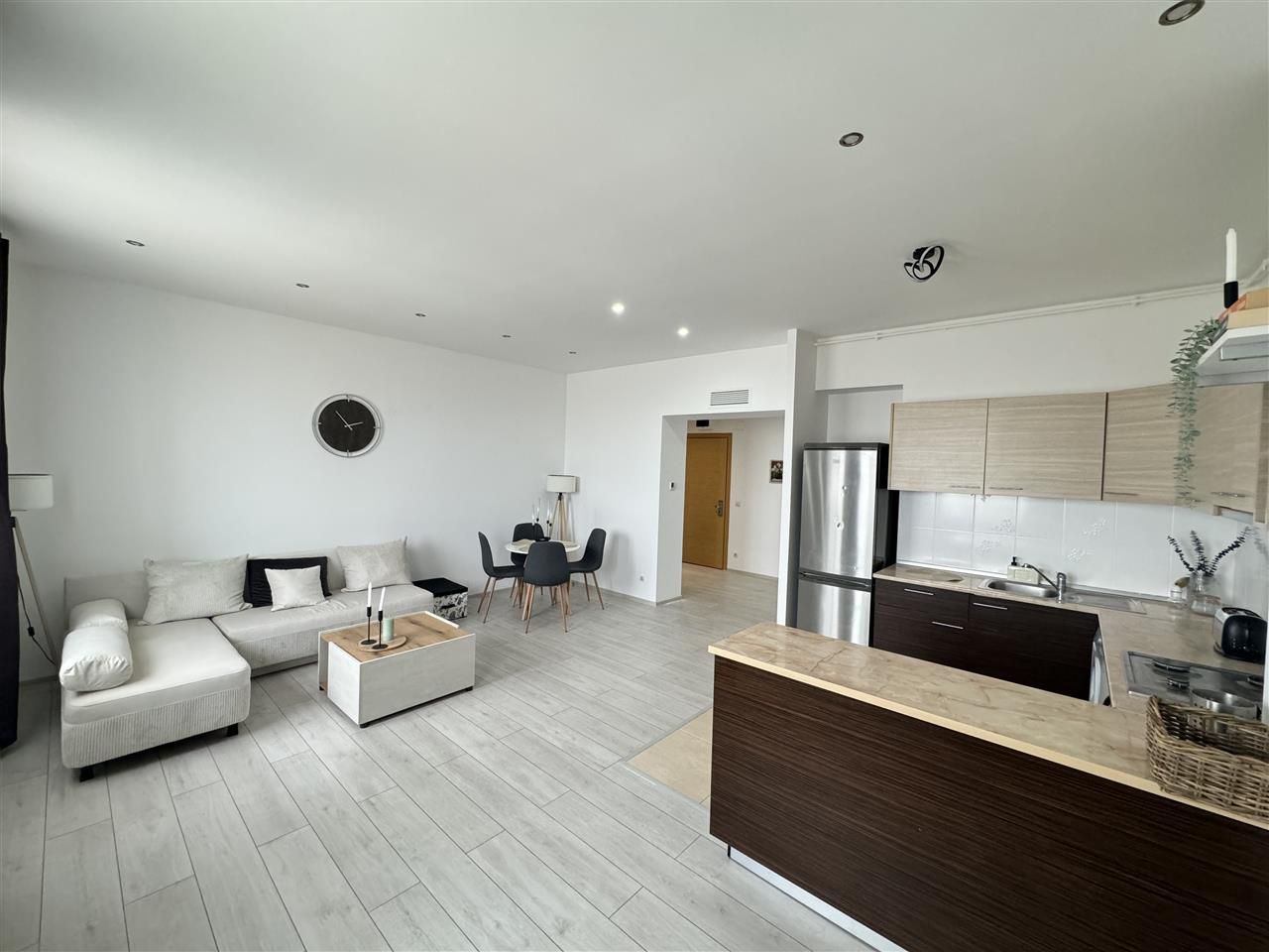Vanzare apartament 2 camere Rin Grand Residence Bucuresti - Poză 6