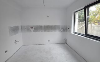 Vila individuala 4 camere finisaje la alegere Str Martisor - Poză 2