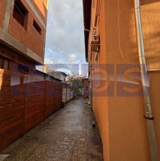 DE VANZARE OPORTUNITATE | VILĂ  CURTE INDIVIDUALĂ | TEREN 350 MP - Poză 2