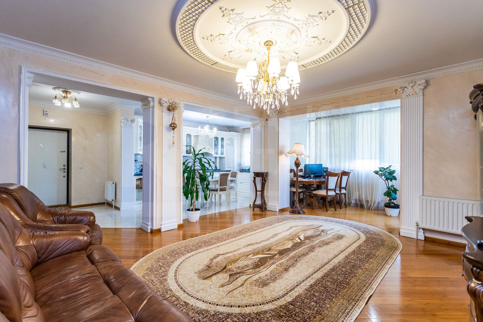 Vânzare, apartament, 3 camere, str. Mihail Sadoveanu, Ciocana - Poză 1