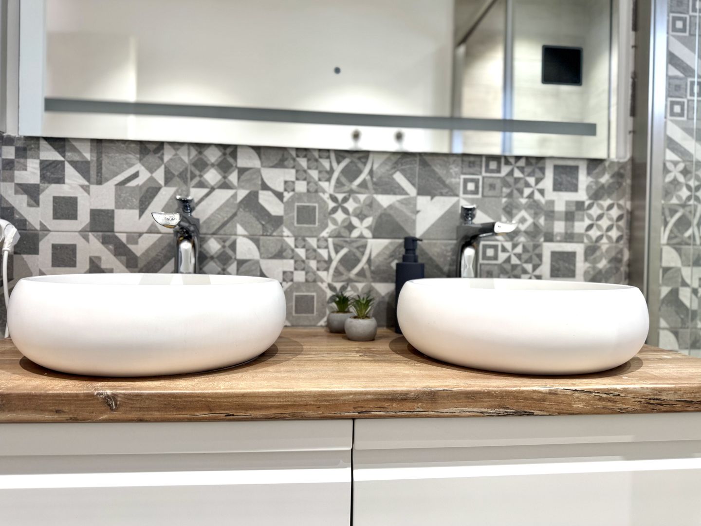 3 camere elegante, si primitoare – în zona Aradului, lângă Iulius Town - Poză 30