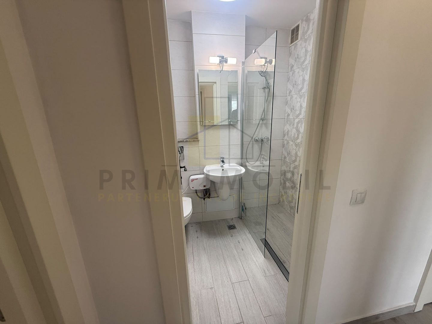 Apartament 2 camere, Hala Centrala, etaj 8, vedere panoramica, renovat - Poză 15
