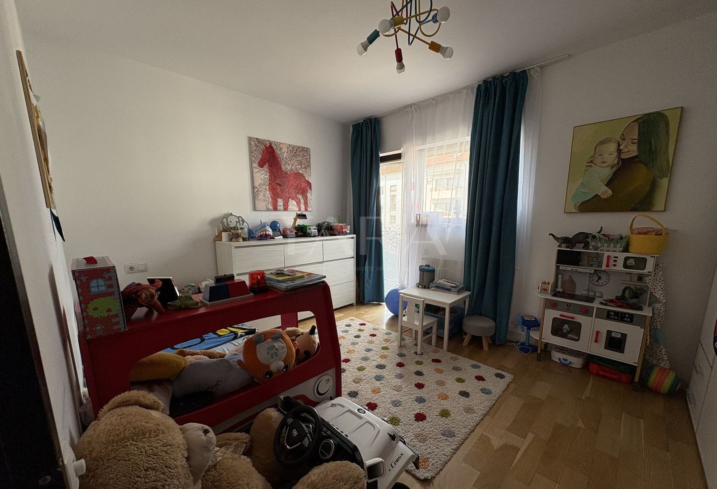 Apartament singur pe etaj, 2 balcoane și parcare, Andrei Mureșanu. - Poză 8