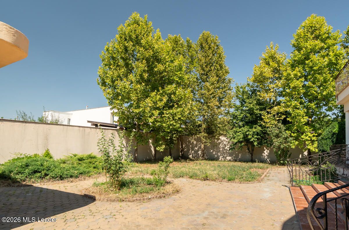 Cernica - Intre Lac si Padure, Vila luxoasa 946 MP, teren 1382 MP - Poză 58