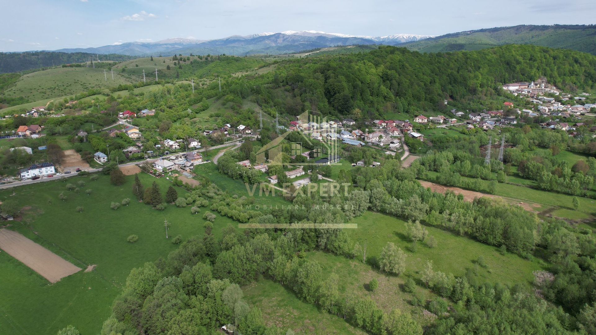 CASA 3 CAMERE, TEREN 6200 MP + 2 LACURI, CAMPULUNG, NAMAIESTI - Poză 16