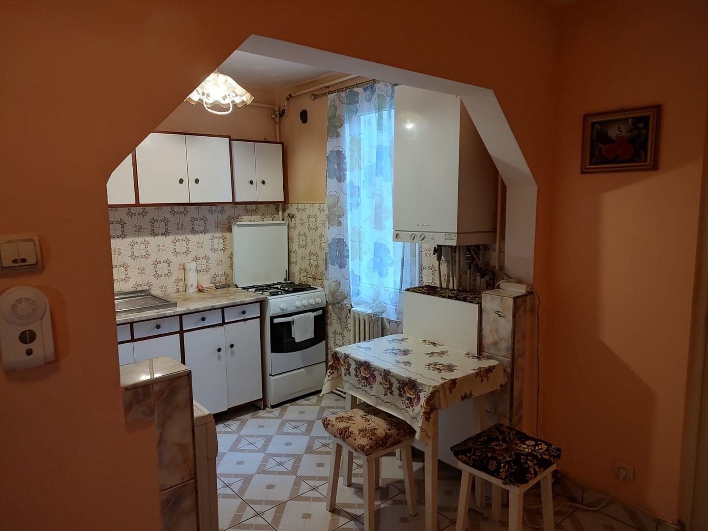 ageuropa.ro vinde Ap. 2 cam. 55mp Etaj 2 în Carpați 1. - Poză 1